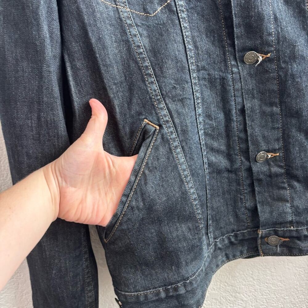 Levi's Dark Wash Denim Jean Jacket Men’s XL - Picture 6 of 11